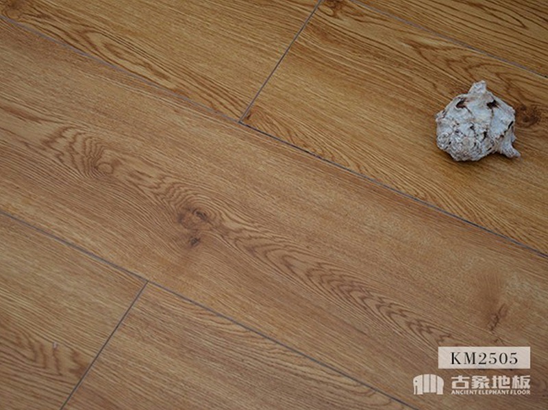 超耐磨多層實(shí)木地板 超耐磨多層實(shí)木地板